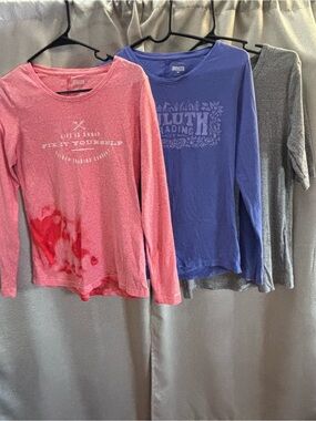 Duluth Trading Co. XS Long-Sleeve Tees in Pink, Blue & XS Short-sleeve Gray.